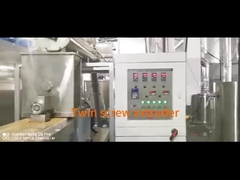 Kazakistan'da tam otomatik 500-600kgh evcil köpek kedi üretim hattı